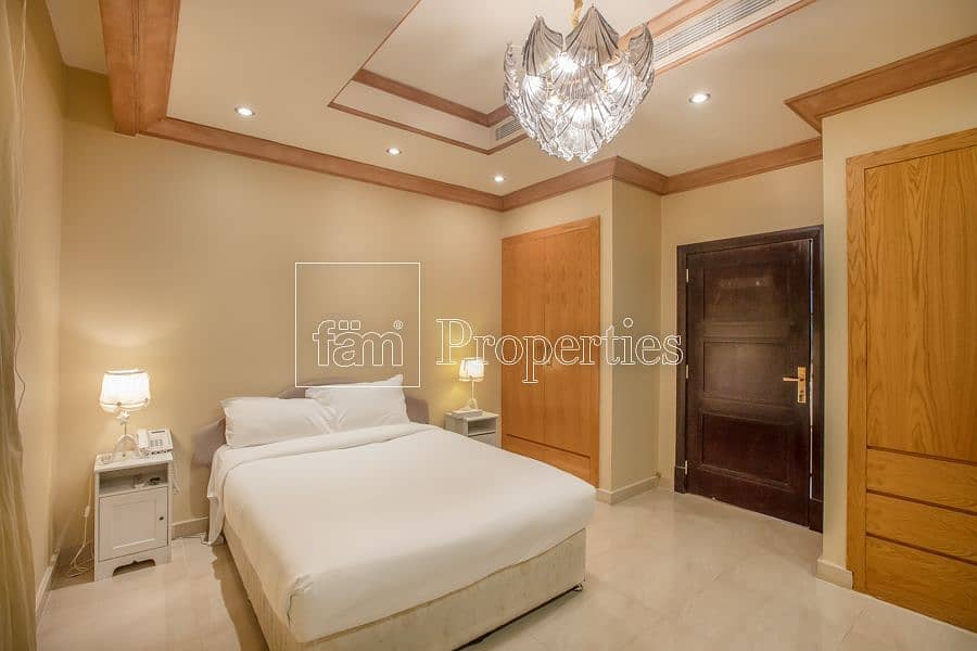 19 Upgraded Signature Villa | Gallery View | Vacant