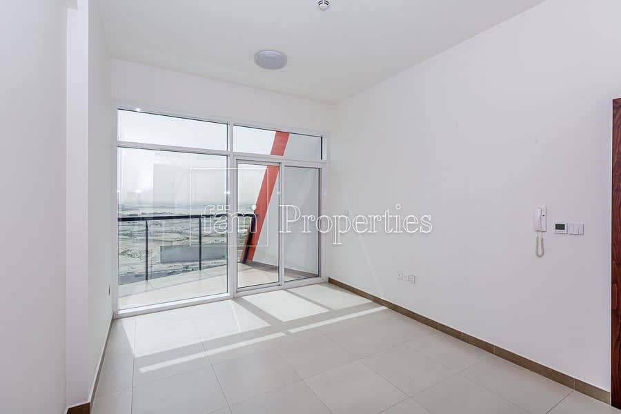 5 Brand New Spacious Apartment | Balcony | High Floor