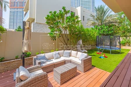 5 Bedroom Villa for Sale in DAMAC Hills, Dubai - VOT - Type V3 - 1 Bed Downstairs - Back To Back