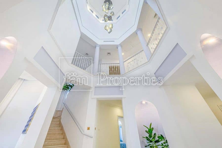 7 Amazing fully furnished 5 Bedrooms Palm Jumeirah