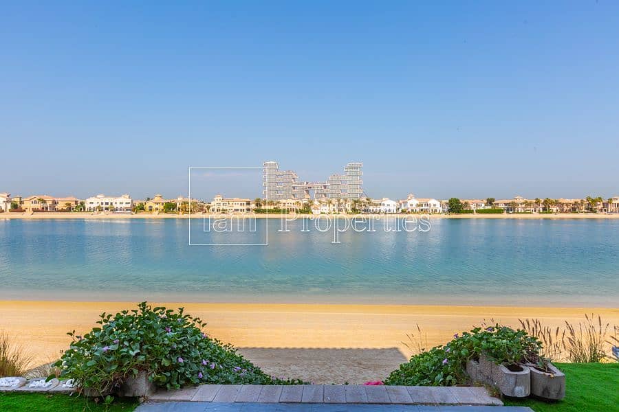 21 Amazing fully furnished 4 Bedrooms Palm Jumeirah