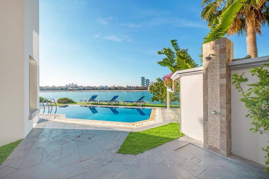 29 Amazing fully furnished 5 Bedrooms Palm Jumeirah