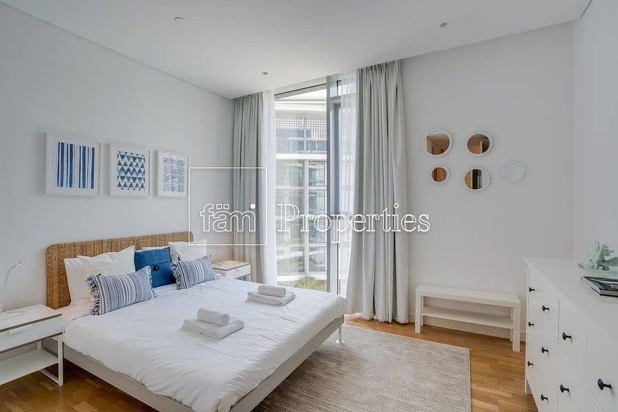 25 First Line Sea View | 2 Bed|Tenanted