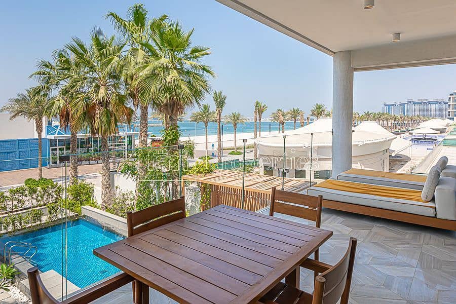 2 3 BR Villa | Beachfront | Private Pool & Terrace