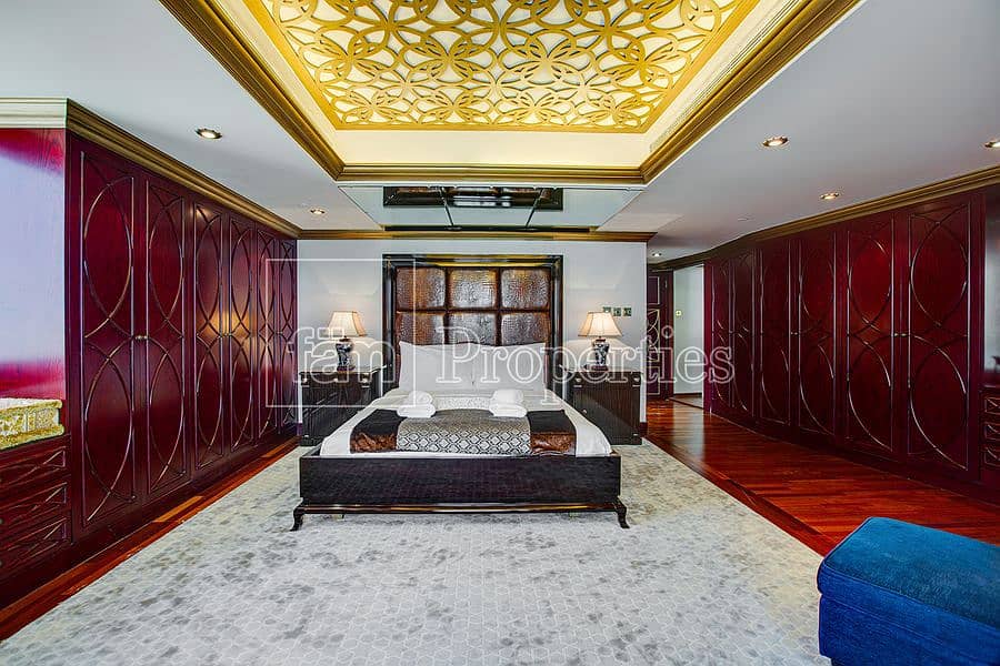 69 Sea & Dubai Eye View | Fully upgraded 3 Beds Loft