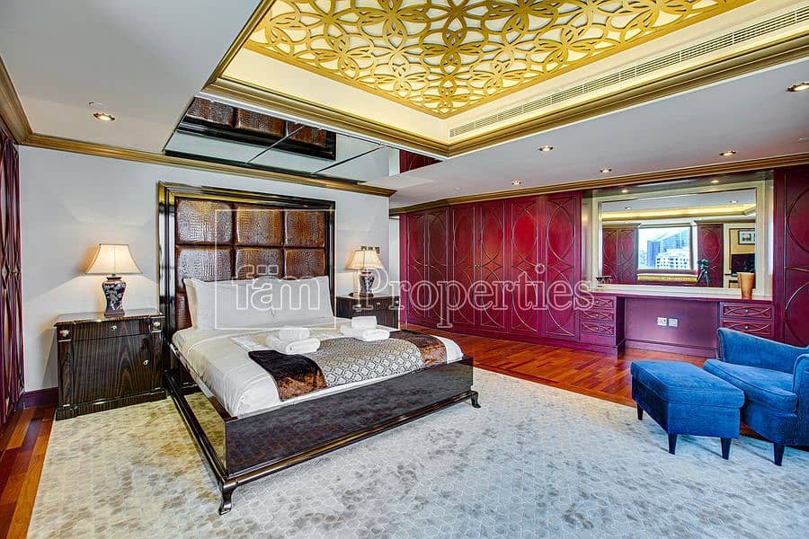 84 Sea & Dubai Eye View | Fully upgraded 3 Beds Loft