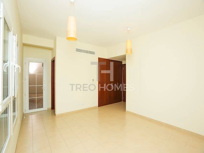 17 Single Row | 3bed+Study | Must View