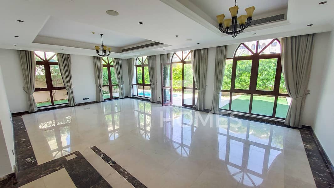 6 The best location for this Fantastic Villa. Vacant