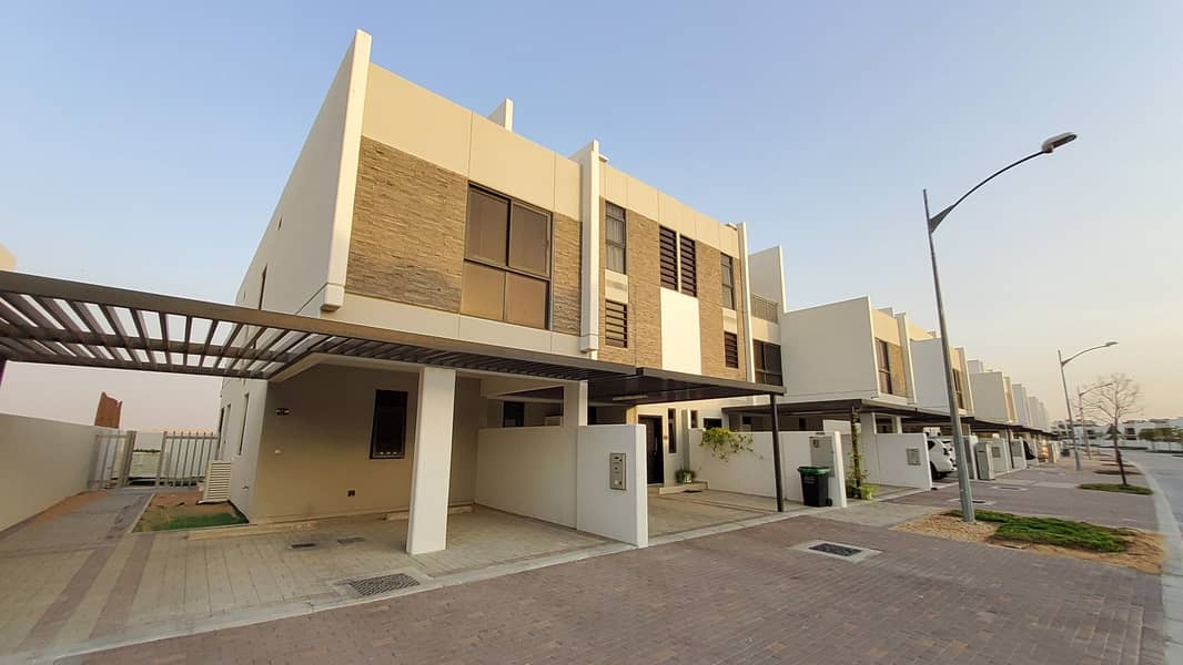 2 View of the DESERT | 3 BED Townhouse
