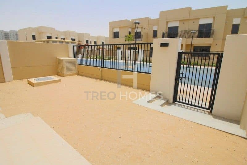 9 Great location |Type 10|3 Bed plus Maids