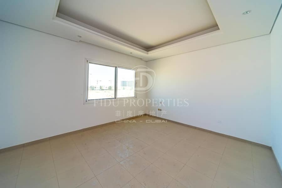 28 Large Plot | Vacant rent now | Spacious Type A