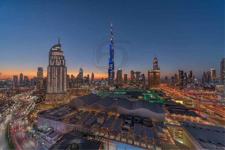 Burj Khalifa and Fountain View |NEGOTIABLE| Large