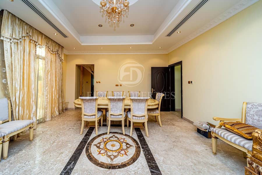 2 Customized |Close to School |Private Swimming Pool