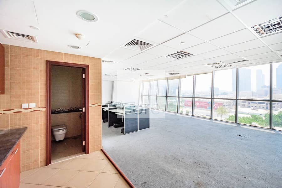 8 Fitted Office | Low Floor | Parking | DMCC