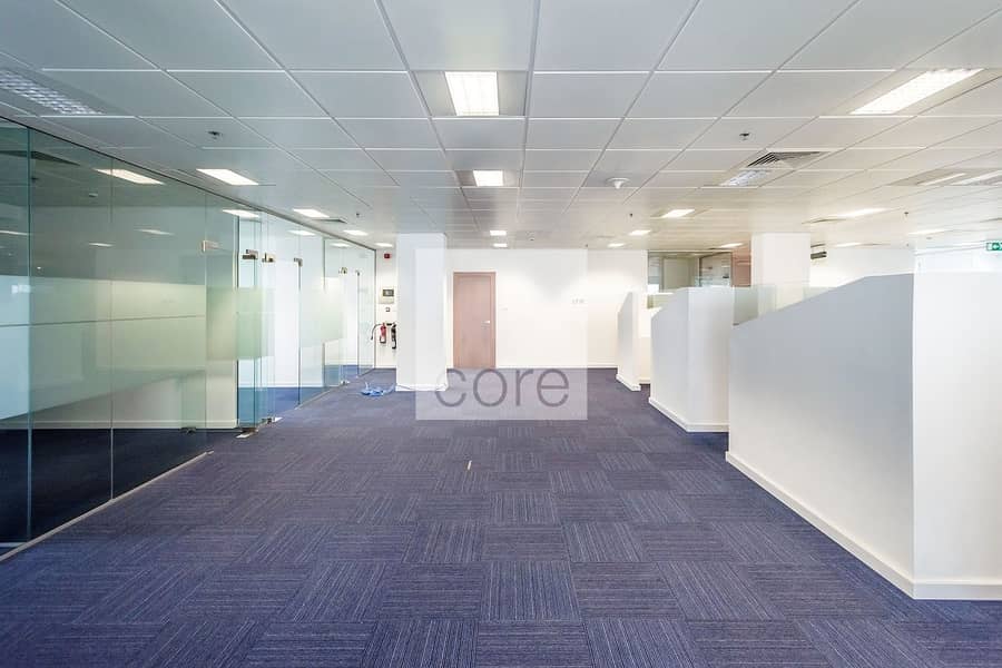 13 Spacious fully fitted office unit in EBP