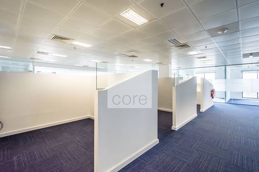 14 Spacious fully fitted office unit in EBP