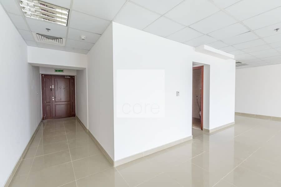 4 Well-lit fitted office available in Dome