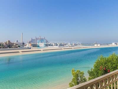 4 Bedroom Villa for Sale in Palm Jumeirah, Dubai - Central Rotunda| Amazing Atlantis view|Unfurnished