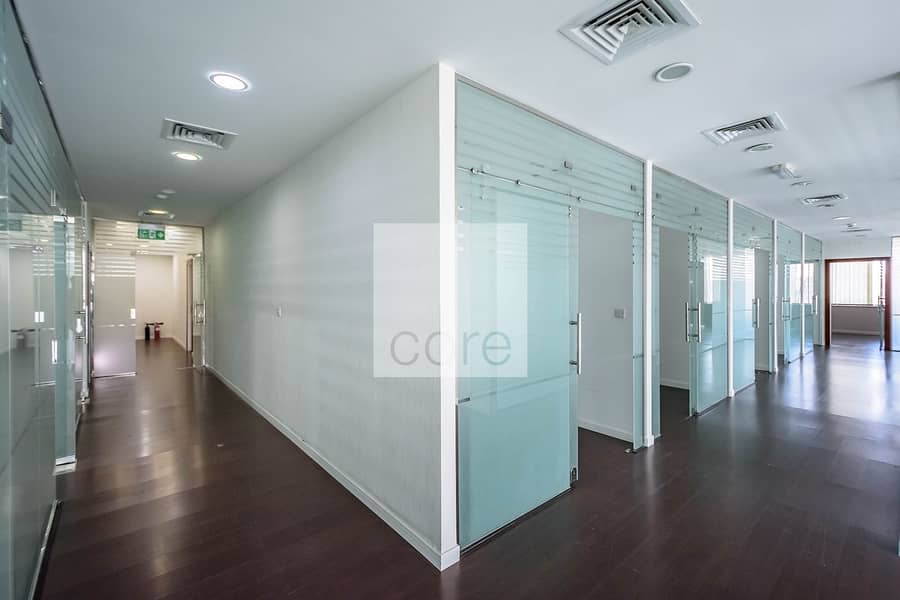 5 Fully Fitted with Glass Partitions | 12 Cheques