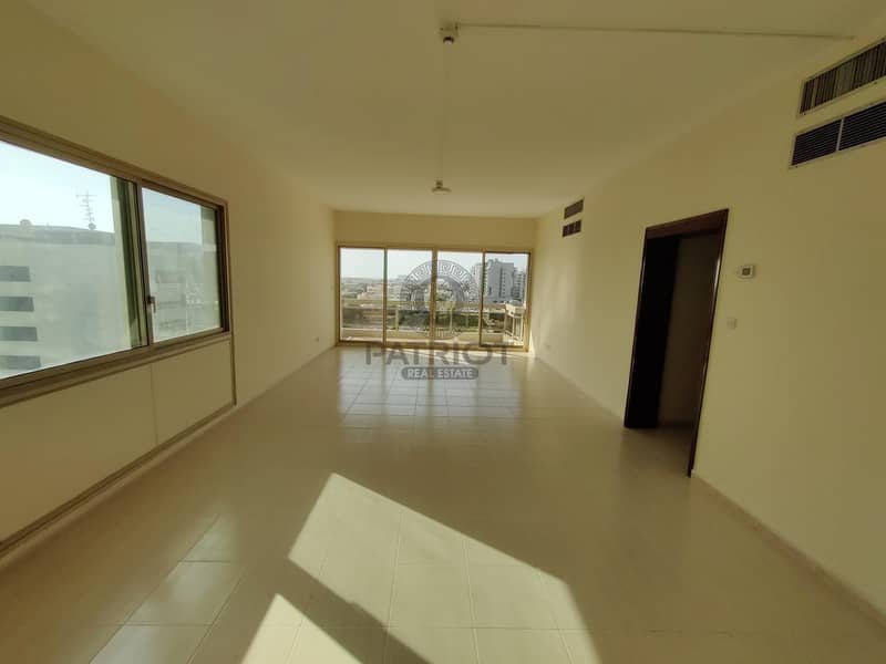 Chiller Free 3BR Apartment Available for Rent on Sheikh Zayed Road