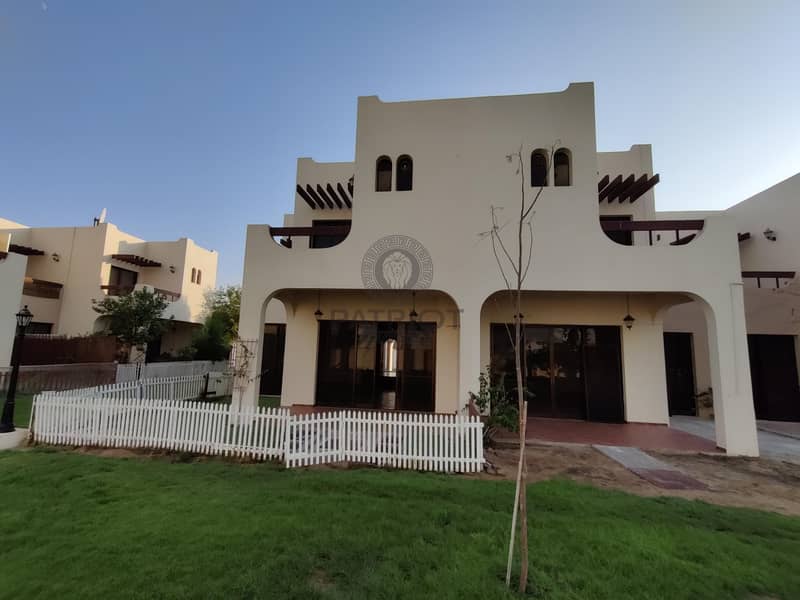 Nice 3BR Villa in a Compound|Pool|Jumeirah |Under Renovation 1