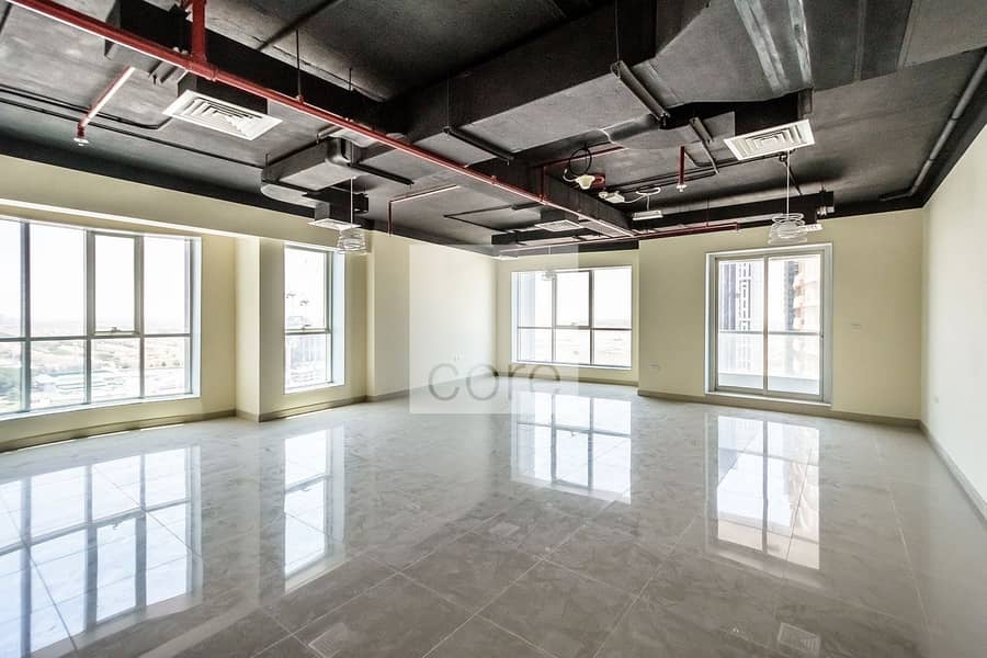Fitted  | Prime Location | Mid Floor | Vacant
