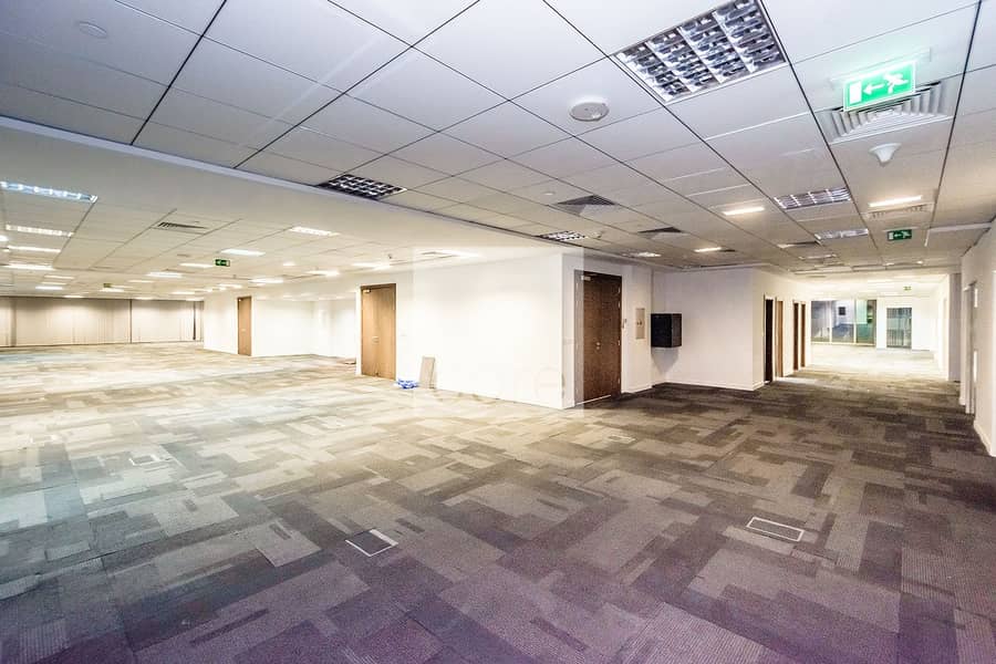 2400 SQM fitted office | Convenient Location