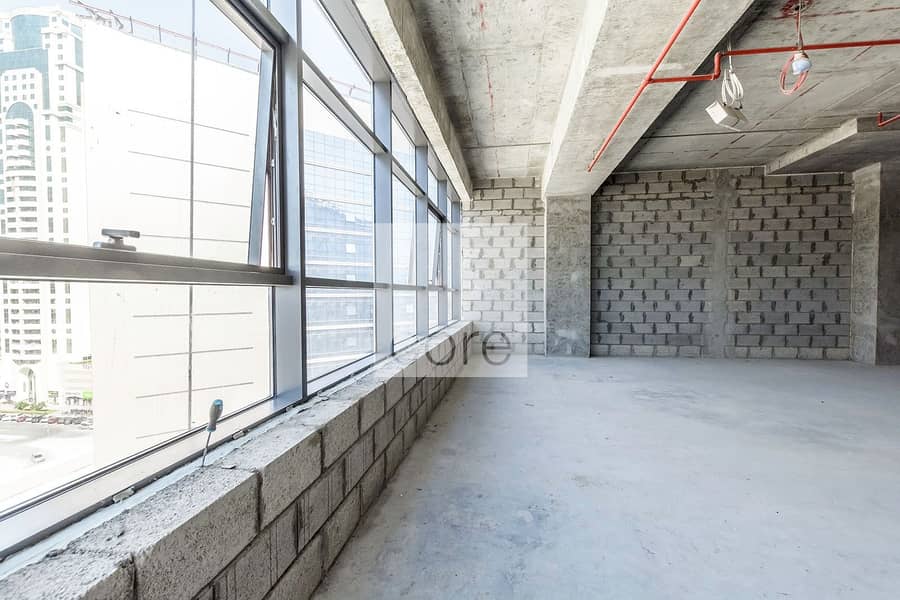 7 Vacant shell and core office in The Onyx