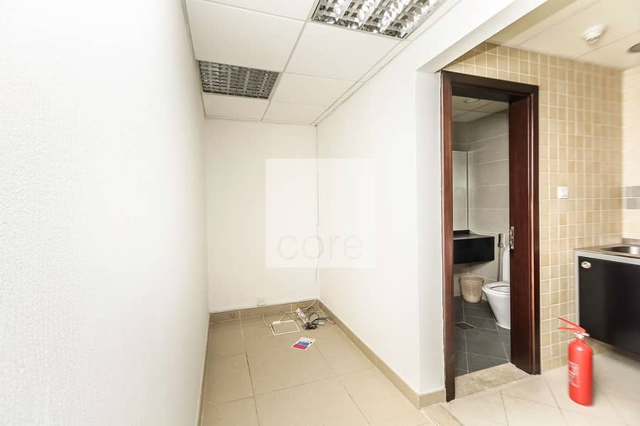 7 Well-lit fitted office | Goldcrest Exec.