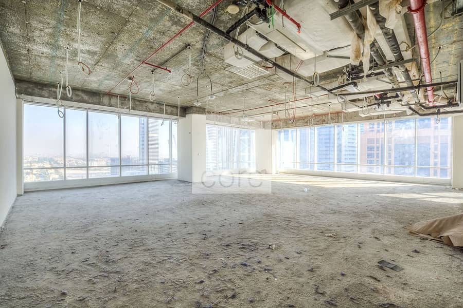 Shell and core office in Reef Tower JLT