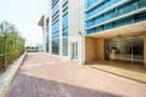 9 Showroom | Easy access to SZR | Semi Fitted