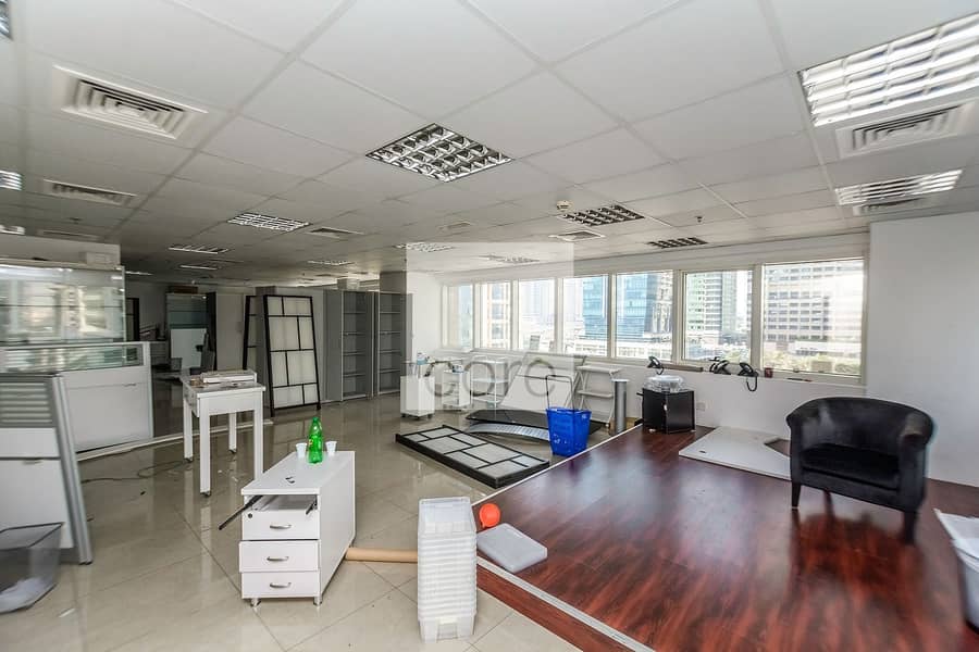 3 Fitted Office | Close to Metro | Low Floor