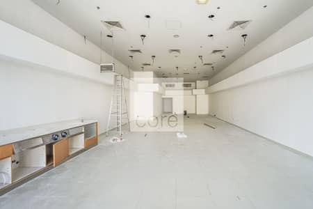 Shop for Rent in Business Bay, Dubai - Fitted Retail | Low Floor | Prime Location