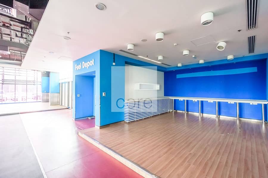 Fitted Retail | Low Floor | DED License Fitted Retail | Low Floor | DED License