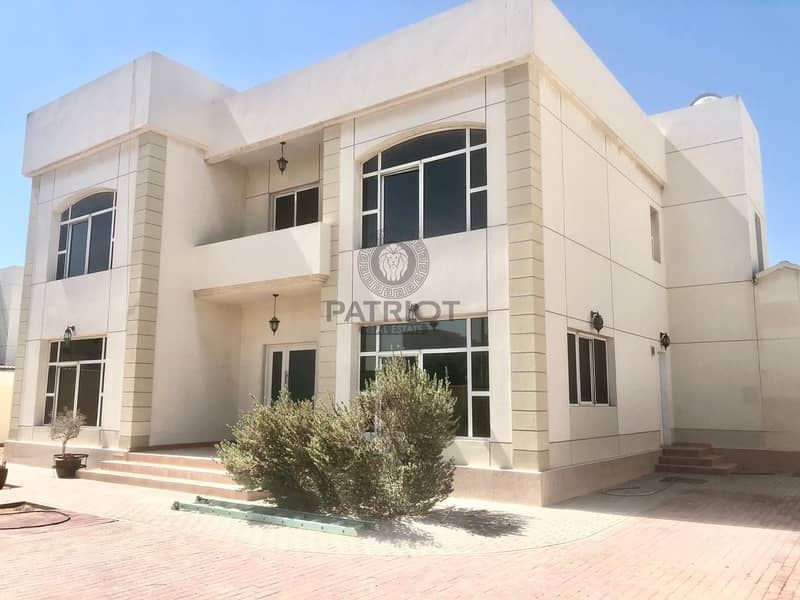 Вилла в Аль Барша，Аль Барша 3, 5 спален, 170000 AED - 5276308