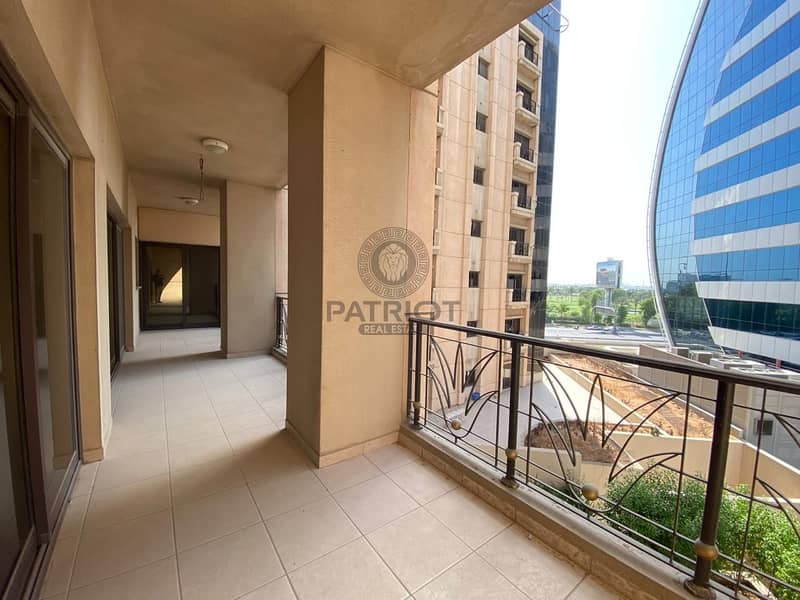Offer | 2 BR Balcony|  60 Days Free| Chiller Free