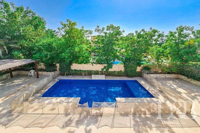16 5BD | 5.5BA | Private Pool | Excellent Location