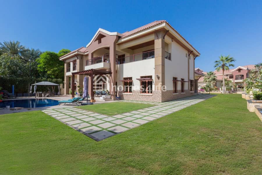 Luxurious 5BR Mansion with Pool in Jumeirah Island