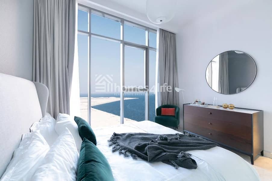 9 Sea View | Great Location |