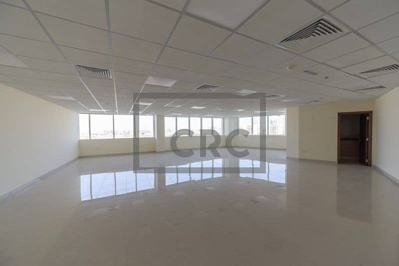 5 50 AED Per Sq Ft | Chiller Free | Fitted Office