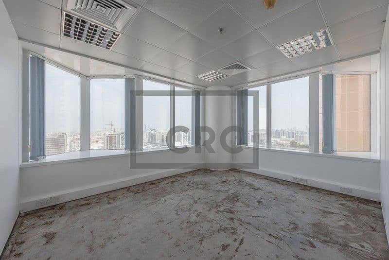1 Fitted Office | 6 Cheques Payment |Full Floor