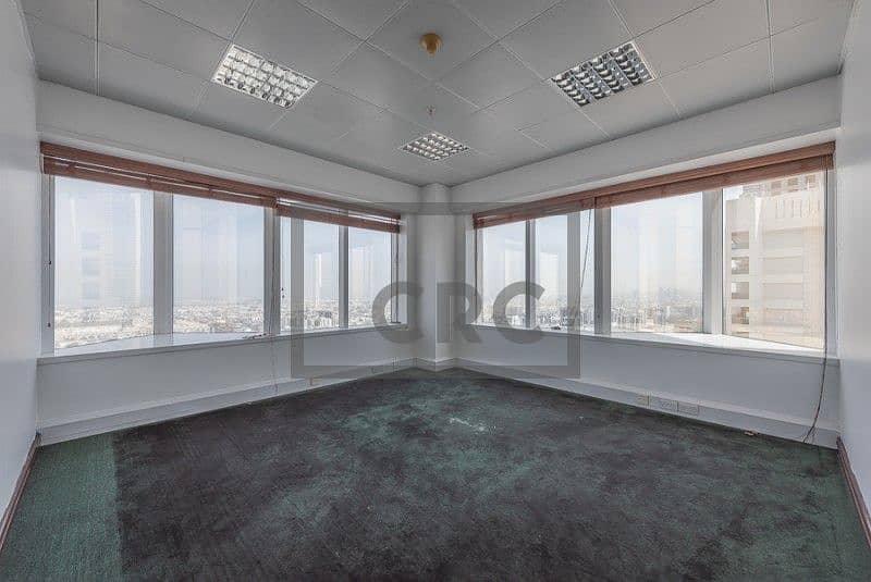 16 Fitted Office | 6 Cheques Payment | Full Floor