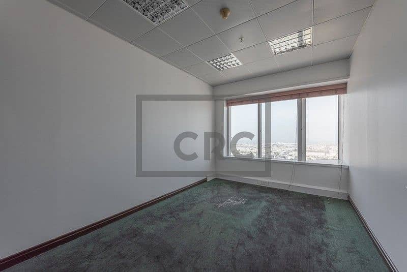 2 Fitted Office | 6 Cheques Payment | Full Floor