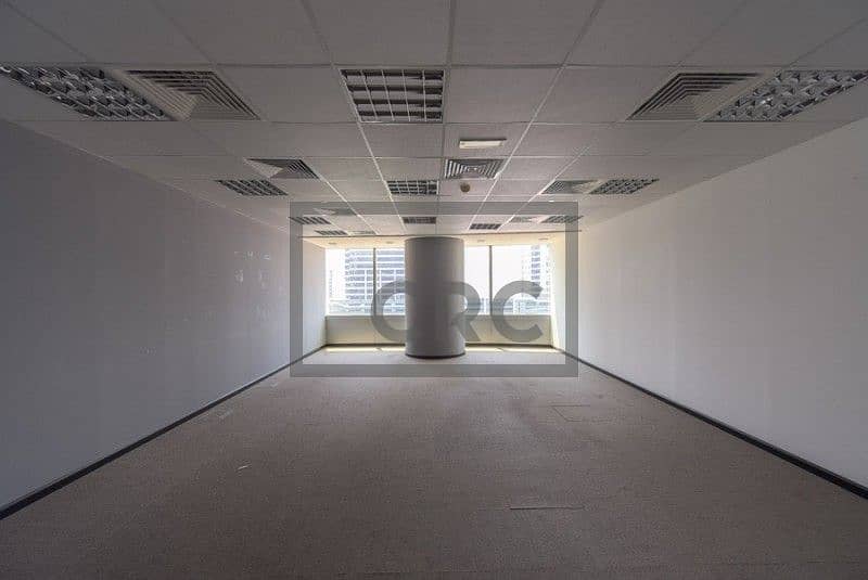 8 Vacant Office | Low Floor | Close to Metro