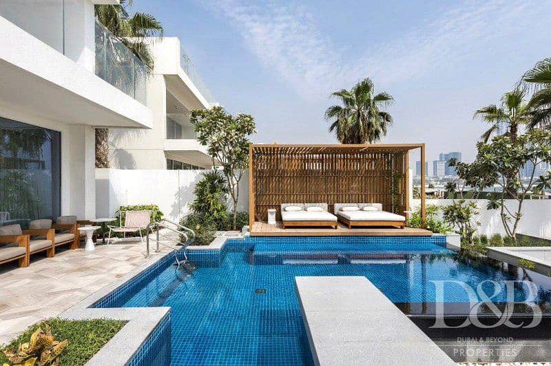 Luxurious | Beach Front Villa | Five Star