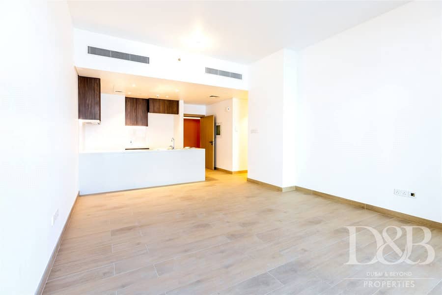 10 Ready Soon | Resale | Stunning 1 Bed
