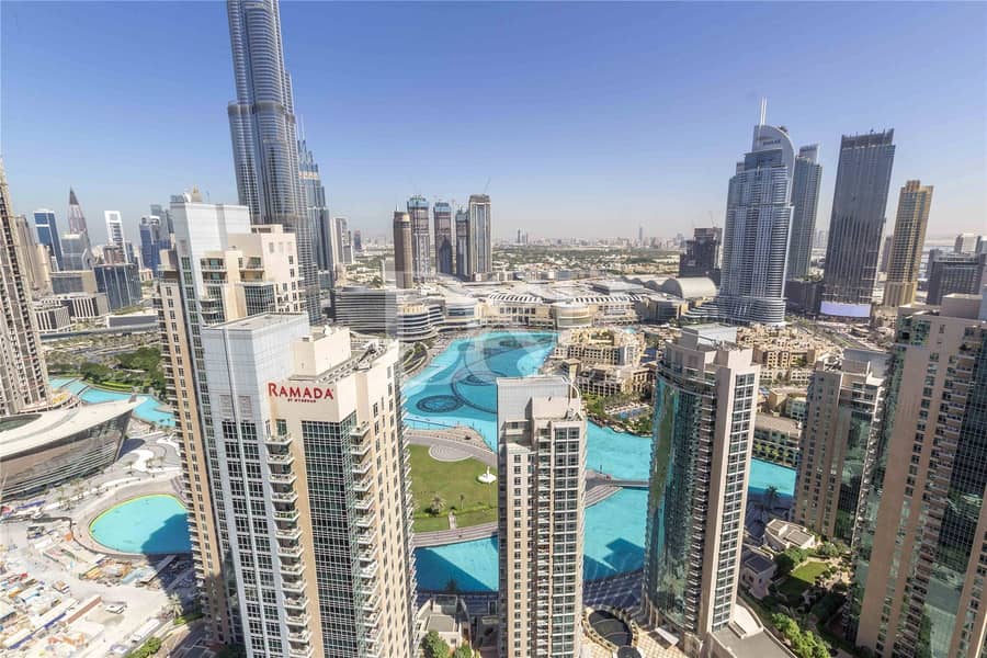 5 Fully Furnished| Burj Khalifa View| Luxurious