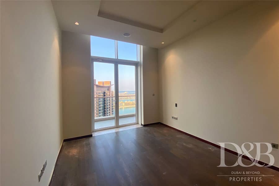 6 Sea View | Vacant Penthouse | Beach Access