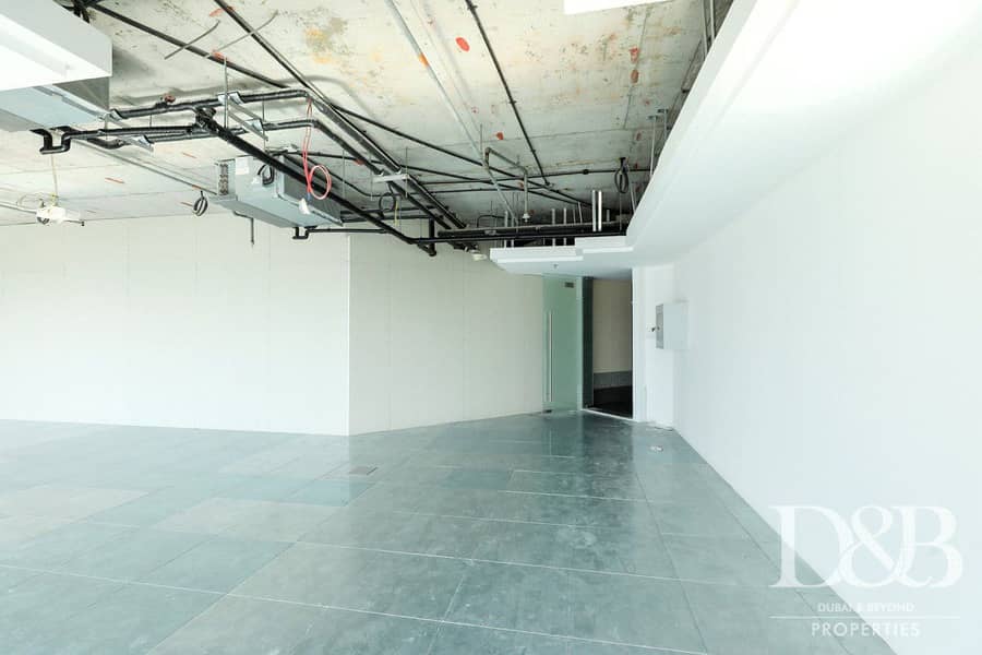 Spacious Office | DEWA and Chiller Free