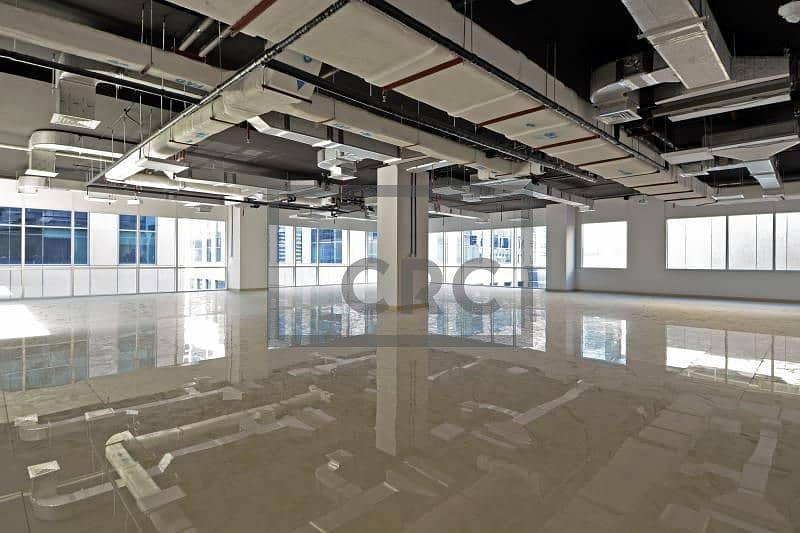 Bay Square Building 7 | Contemporary Office